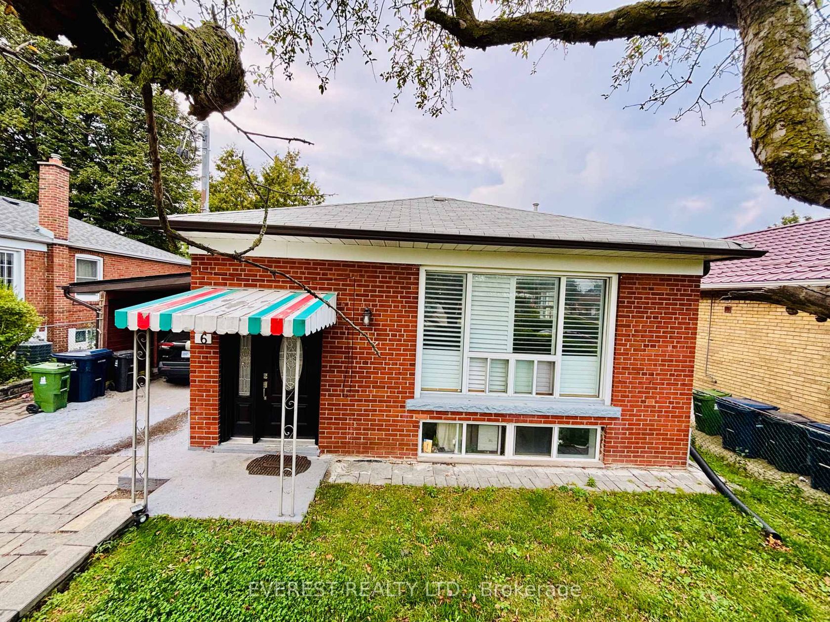 6 Maretta Avenue, Eglinton East, Toronto 