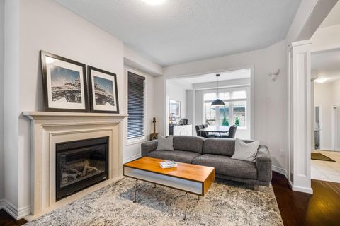 Photo 4 at 164 Moody Drive, Kleinburg, Vaughan