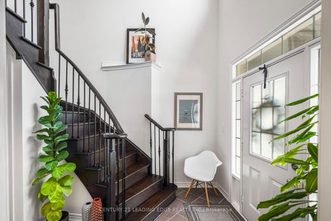 Photo 16 at 164 Moody Drive, Kleinburg, Vaughan