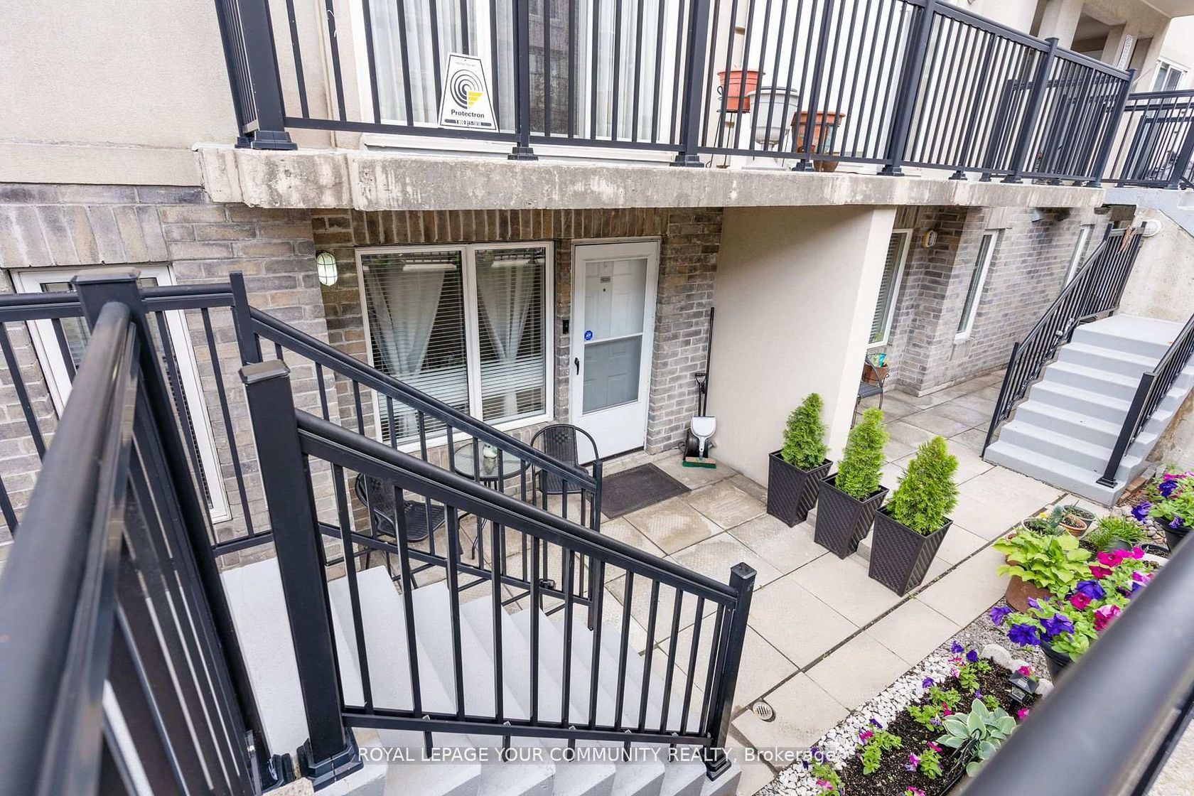 1035 - 55 George Appleton Way, CFB, Toronto 