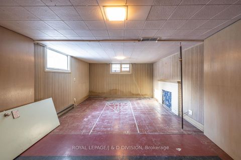 Photo 34 at 10 Campbell Crescent, York Mills, Toronto