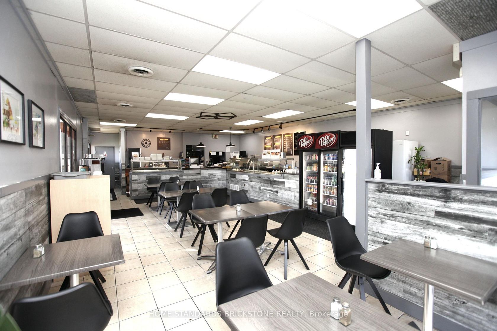 4069 Chesswood Drive, York University Heights, Toronto photo number 2