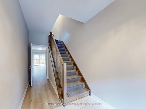 Photo 6 at 70 Laskin Drive, Patterson, Vaughan