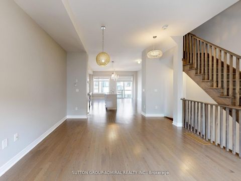 Photo 10 at 70 Laskin Drive, Patterson, Vaughan