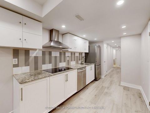 Photo 31 at 70 Laskin Drive, Patterson, Vaughan