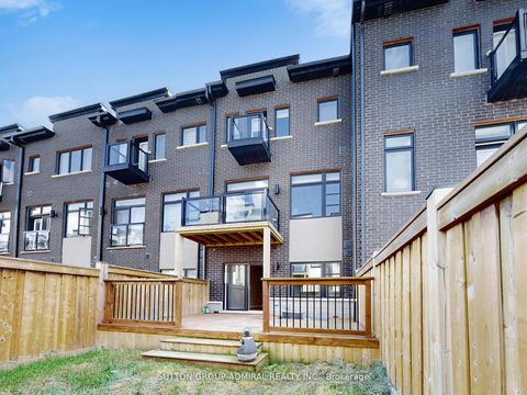 Photo 37 at 70 Laskin Drive, Patterson, Vaughan