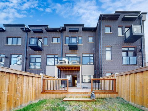 Photo 38 at 70 Laskin Drive, Patterson, Vaughan