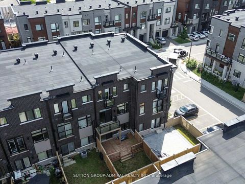 Photo 40 at 70 Laskin Drive, Patterson, Vaughan