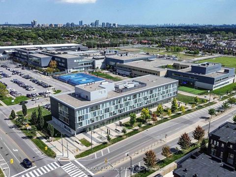 Photo 41 at 70 Laskin Drive, Patterson, Vaughan