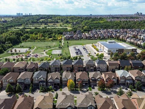 Photo 42 at 70 Laskin Drive, Patterson, Vaughan