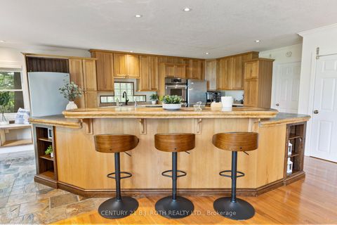 Photo 12 at 58 White Oaks Road, South Shore, Barrie