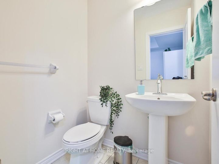 Photo 6 at 3030 George Savage Avenue, GO Glenorchy, Oakville