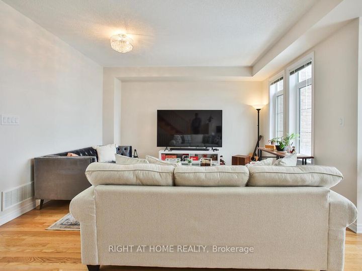 Photo 9 at 3030 George Savage Avenue, GO Glenorchy, Oakville