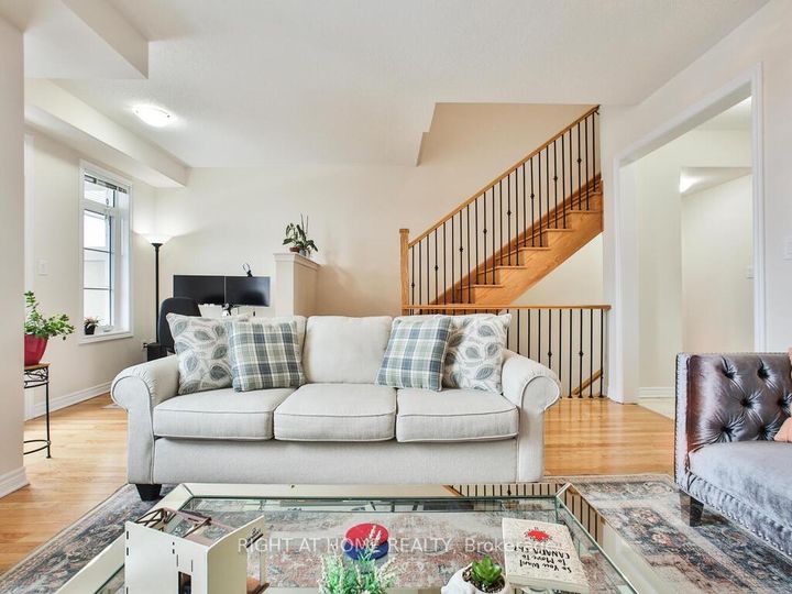 Photo 11 at 3030 George Savage Avenue, GO Glenorchy, Oakville