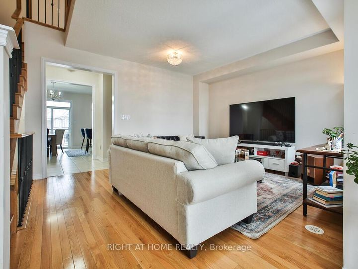 Photo 12 at 3030 George Savage Avenue, GO Glenorchy, Oakville