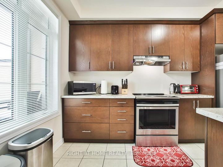 Photo 18 at 3030 George Savage Avenue, GO Glenorchy, Oakville