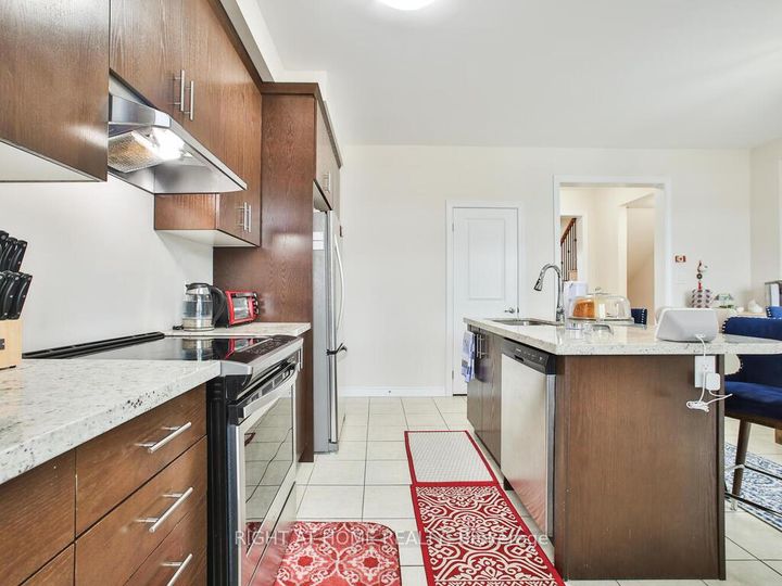 Photo 19 at 3030 George Savage Avenue, GO Glenorchy, Oakville