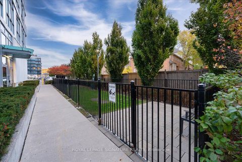 Photo 35 at LPH06 - 9471 Yonge Street, Observatory, Richmond Hill