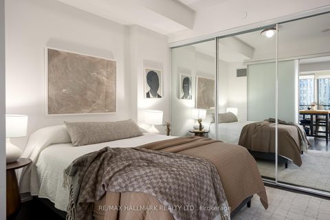 Photo 9 at 1702 - 297 College Street, Chinatown, Toronto