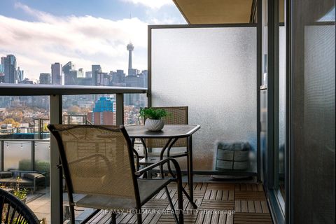 Photo 17 at 1702 - 297 College Street, Chinatown, Toronto