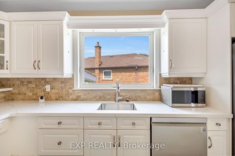 Photo 9 at 44 Shier Drive, Woburn, Toronto