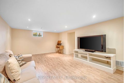 Photo 18 at 44 Shier Drive, Woburn, Toronto