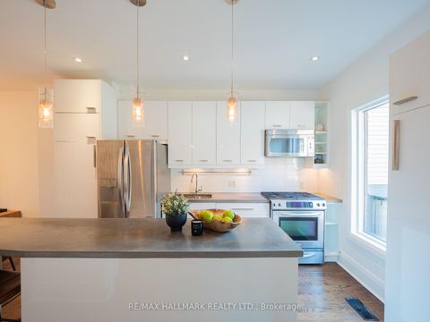 Photo 12 at 559 Logan Avenue, North Riverdale, Toronto