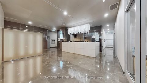 Photo 1 at UPH01 - 21 Nelson Street, Waterfront Communities C1, Toronto