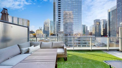 Photo 21 at UPH01 - 21 Nelson Street, Waterfront Communities C1, Toronto