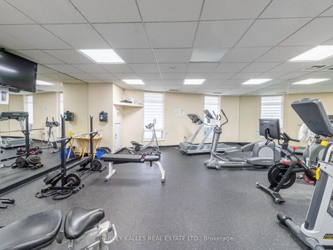 Photo 5 at 305 - 2511 Bloor Street W, Swansea, Toronto