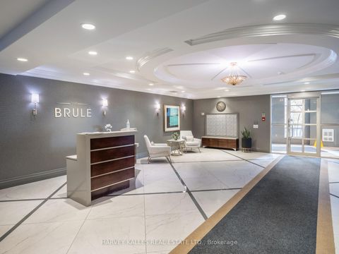 Photo 15 at 305 - 2511 Bloor Street W, Swansea, Toronto