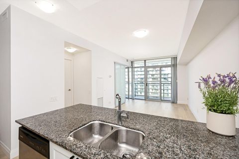 Photo 9 at 1601 - 105 The Queensway Avenue, Swansea, Toronto