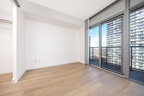 Photo 16 at 1601 - 105 The Queensway Avenue, Swansea, Toronto