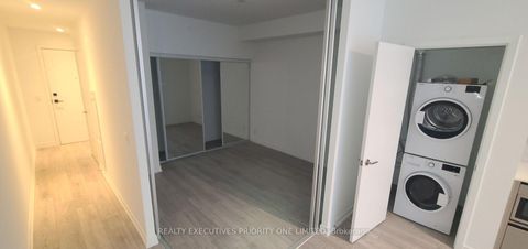 Photo 6 at 319 - 55 Mercer Street, Waterfront Communities C1, Toronto