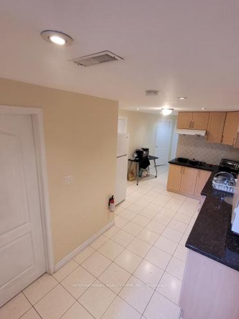 Photo 3 at 23 Hackett Avenue, York University Heights, Toronto