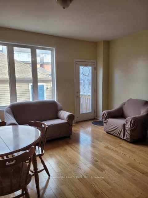 Photo 7 at 23 Hackett Avenue, York University Heights, Toronto