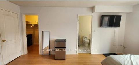 Photo 41 at 23 Hackett Avenue, York University Heights, Toronto