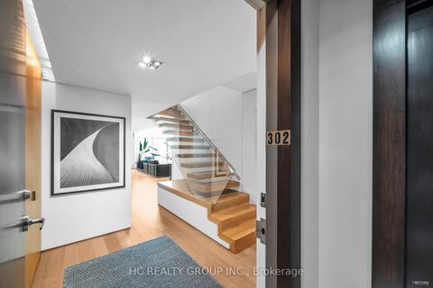 Photo 3 at 302 - 238 Davenport Road, Annex, Toronto