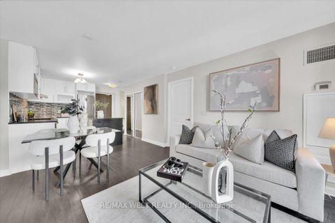 Photo 8 at 1011 - 1 Michael Power Place, City Centre West, Toronto