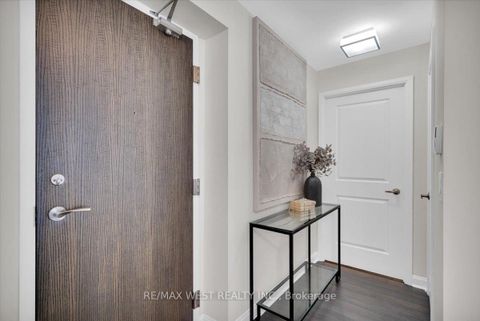 Photo 15 at 1011 - 1 Michael Power Place, City Centre West, Toronto