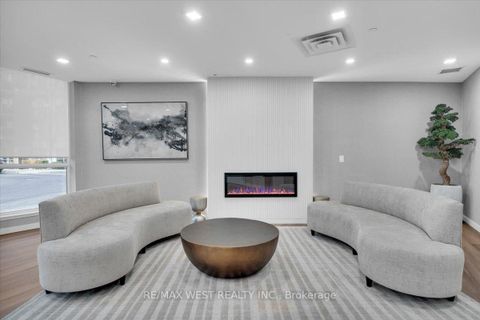 Photo 28 at 1011 - 1 Michael Power Place, City Centre West, Toronto