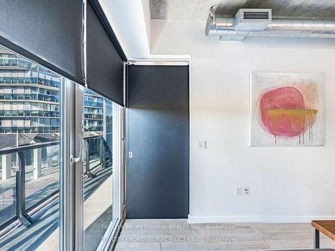 Photo 5 at 304 - 170 Bayview Avenue, Waterfront Communities C8, Toronto