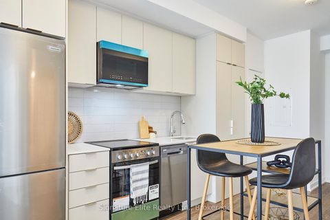 Photo 6 at 411 - 4569 Kingston Road, West Hill, Toronto