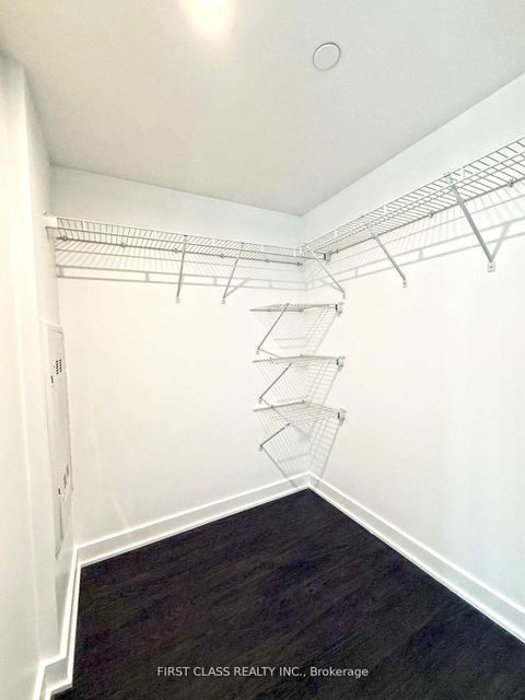 Photo 8 at 2008 - 19 Bathurst St Street, Waterfront Communities C1, Toronto