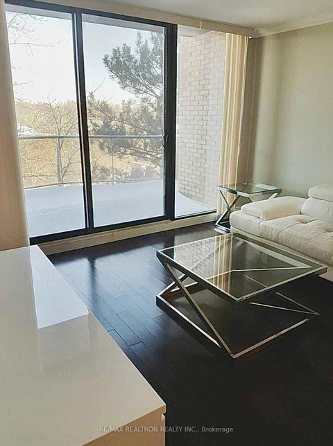 Photo 5 at 614 - 350 Lonsdale Road, Forest Hill South, Toronto