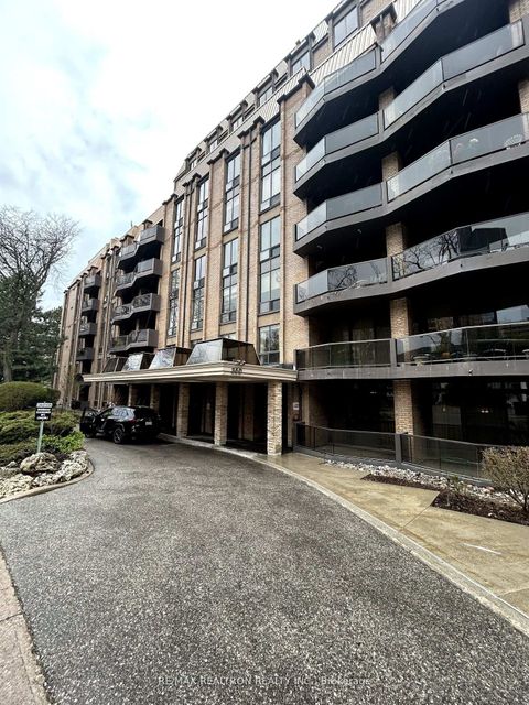 Photo 12 at 614 - 350 Lonsdale Road, Forest Hill South, Toronto