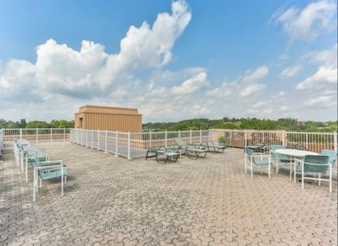 Photo 14 at 614 - 350 Lonsdale Road, Forest Hill South, Toronto