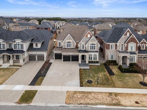 Photo 5 at 62 Endless Circle, Kleinburg, Vaughan