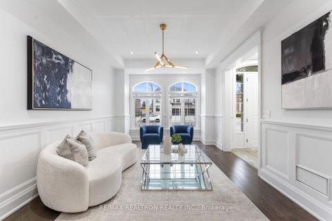 Photo 11 at 62 Endless Circle, Kleinburg, Vaughan