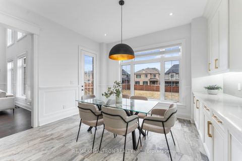 Photo 22 at 62 Endless Circle, Kleinburg, Vaughan